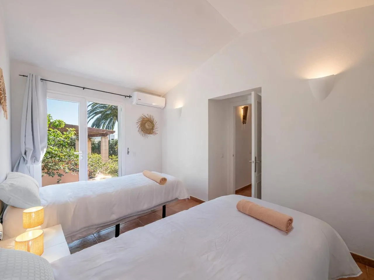 Villa Olivia 蓬塔普里马 0*,  西班牙